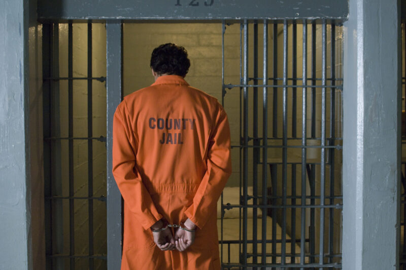 Can a convicted felon be a bail bond agent in Florida?